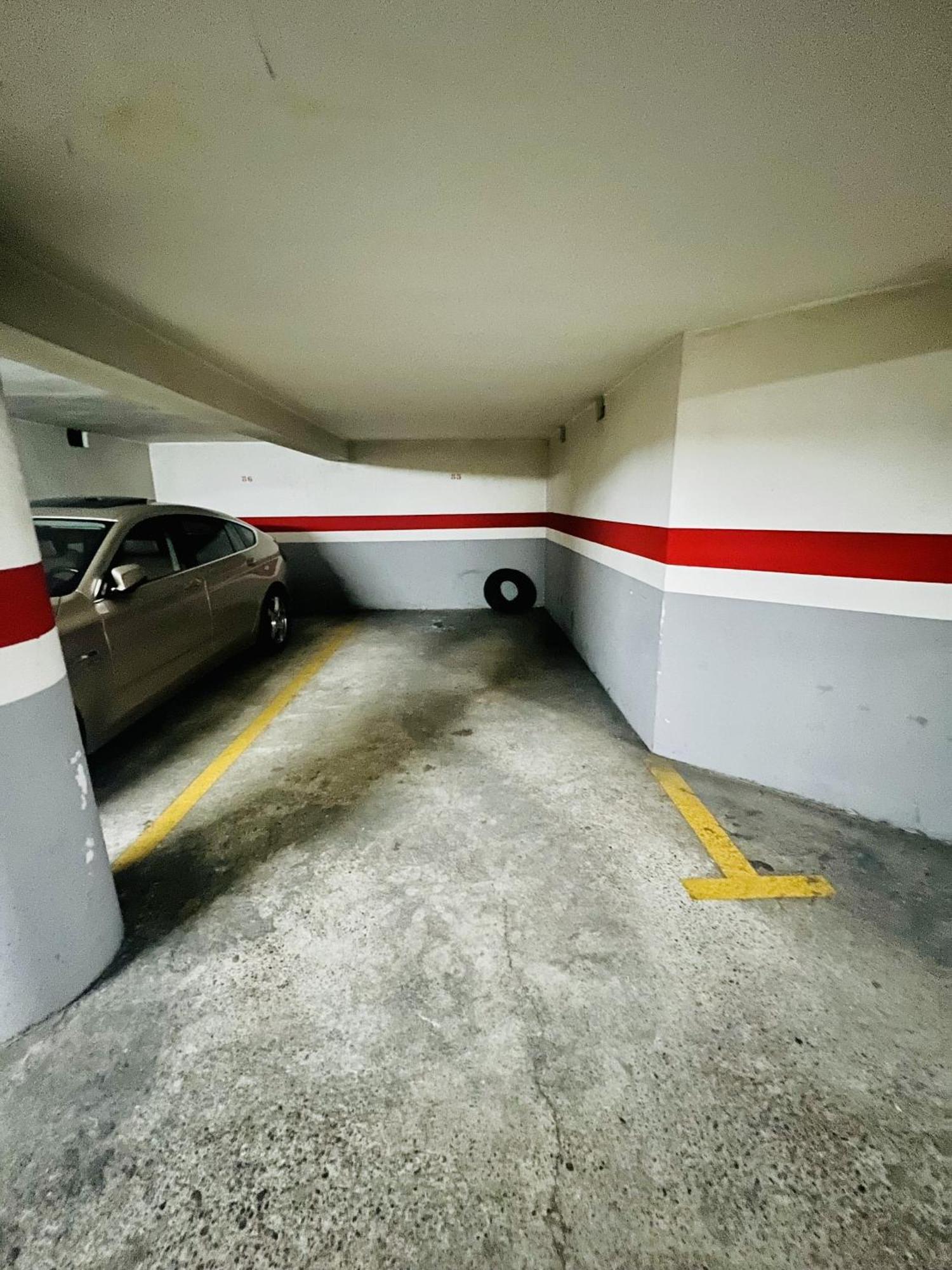 A Orillas Del Pilar Con Parking Zaragoza Exteriör bild