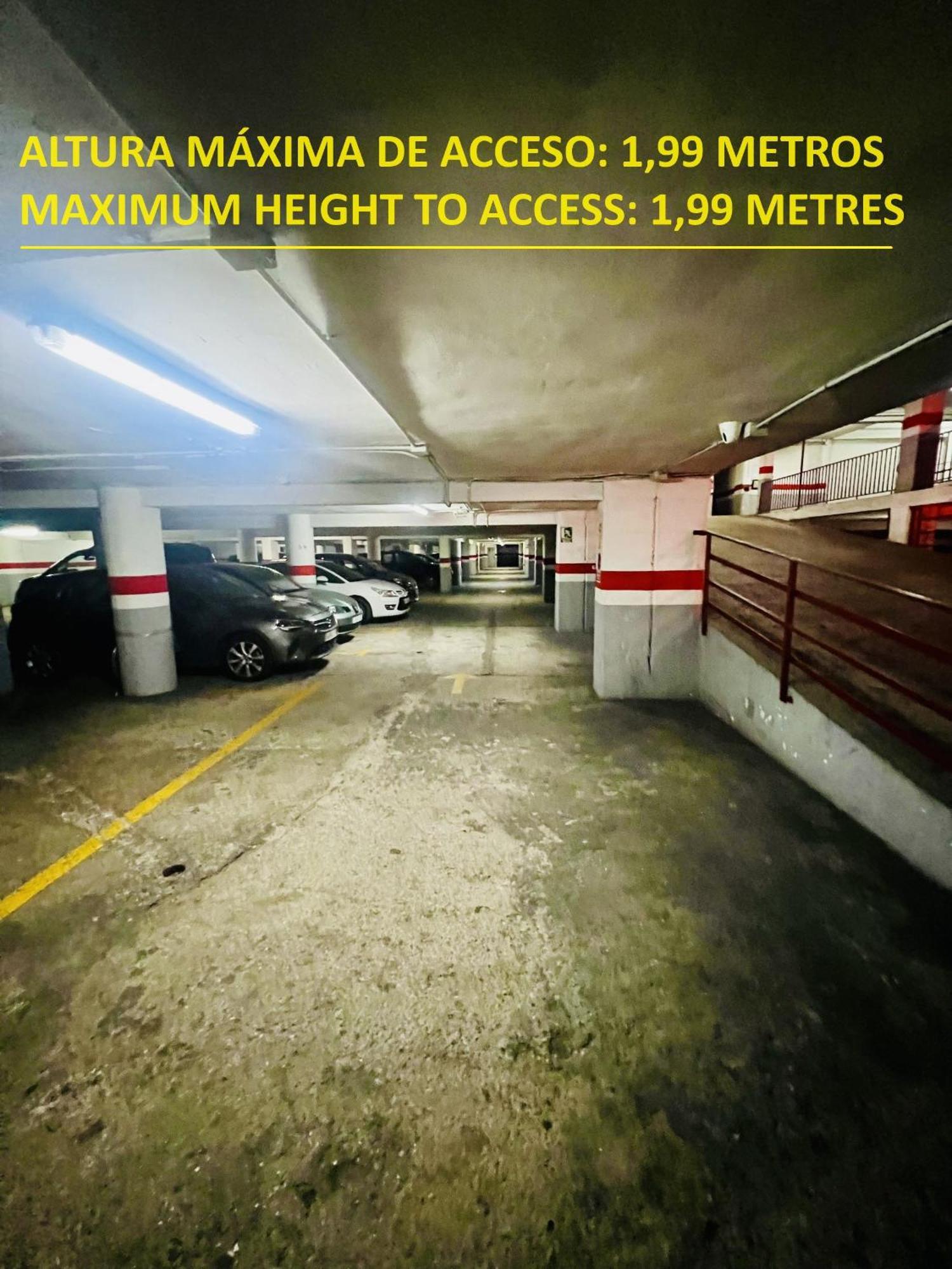 A Orillas Del Pilar Con Parking Zaragoza Exteriör bild